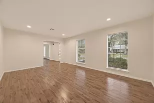 422 Willow Vista Dr, El Lago, TX 77586 - Photo 6