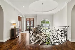 310 Tynebridge Ln, Houston, TX 77024 - Photo 20