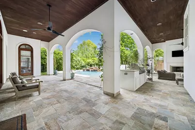 310 Tynebridge Lane, Houston, TX 77024 - Photo 42