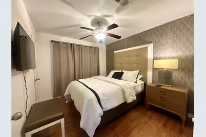 5329 Pagewood Lane, Houston, TX 77056 - Photo 12