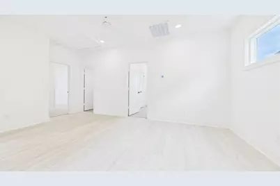 9609 Valeca Drive, Houston, TX 77075 - Photo 16