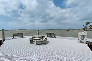 205 Yacht Club Ln, Seabrook, TX 77586 - Photo 18