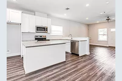 5217 E Houston Road #A, Houston, TX 77028 - Photo 2