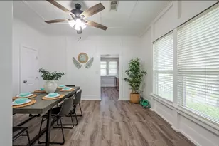 102 4th St, Sugar Land, TX 77498 - Photo 8