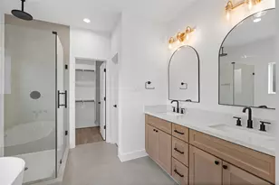 826 Curtin St, Houston, TX 77018 - Photo 40