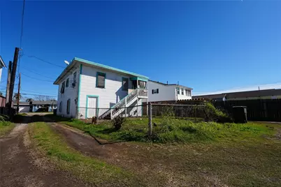 2313 67th Street, Galveston, TX 77551 - Photo 8