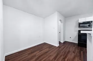 54 Lupine Ct, Lake Jackson, TX 77566 - Photo 10