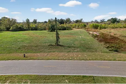 22810 Pittman Drive, Angleton, TX 77515 - Photo 4