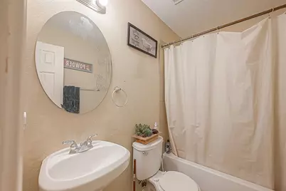 944 Dewalt Street, Houston, TX 77088 - Photo 14