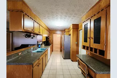 1702 Ivie Lee Street, Baytown, TX 77520 - Photo 4