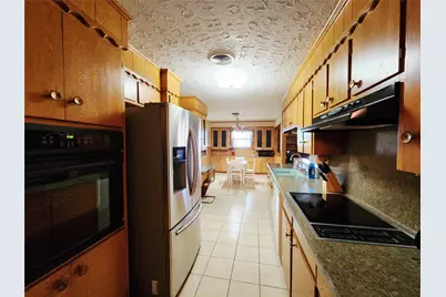 1702 Ivie Lee Street, Baytown, TX 77520 - Photo 6