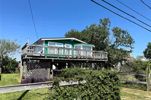 1620 Dick Bay Dr, San Leon, TX 77539 - Photo 2