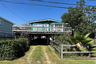 1620 Dick Bay Dr, San Leon, TX 77539 - Photo 1