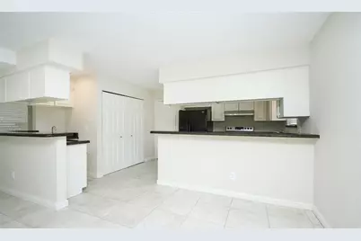 14641 Perthshire Road, Houston, TX 77079 - Photo 10