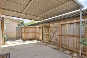 14641 Perthshire Rd, Houston, TX 77079 - Photo 28