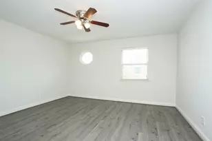 14641 Perthshire Rd, Houston, TX 77079 - Photo 22