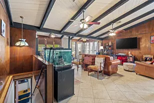 775 Marlin St, Bayou Vista, TX 77563 - Photo 16