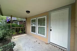 12940 Westchester Ln, Beaumont, TX 77713 - Photo 2