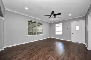 8226 Harding St, Houston, TX 77012 - Photo 12