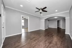 8226 Harding St, Houston, TX 77012 - Photo 10