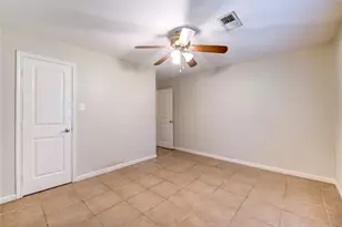 11223 Sagehill Dr, Houston, TX 77089 - Photo 18