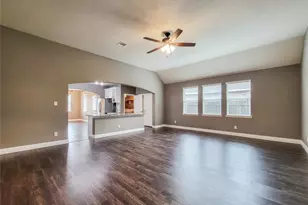4626 Legends Bay Dr, Baytown, TX 77523 - Photo 2