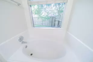 16019 Hilton Head Ln, Cypress, TX 77429 - Photo 12