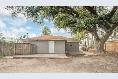 203 Moose Jaw Lane, Houston, TX 77336 - Photo 20
