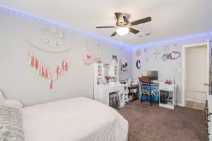 203 Moose Jaw Ln, Houston, TX 77336 - Photo 14