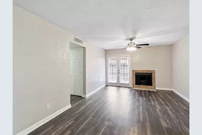 12500 Sandpiper Drive #27, Houston, TX 77035 - Photo 2