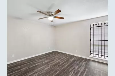 12500 Sandpiper Drive #27, Houston, TX 77035 - Photo 10
