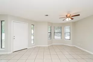 2920 La Estancia Ln, Houston, TX 77093 - Photo 4