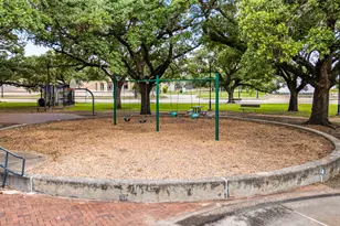 1818 Wheeler St, Houston, TX 77004 - Photo 36