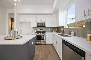 3504 Caplin St, Houston, TX 77026 - Photo 6