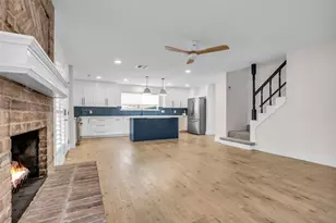 2019 Laurel Springs Ln, Houston, TX 77339 - Photo 8