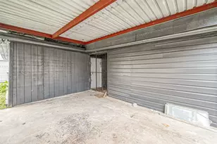 6718 Madrid St, Houston, TX 77021 - Photo 4