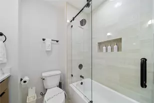 4704 Park Dr, Houston, TX 77023 - Photo 14