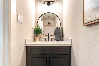 11005 Upland Forest Drive, Houston, TX 77043 - Photo 14