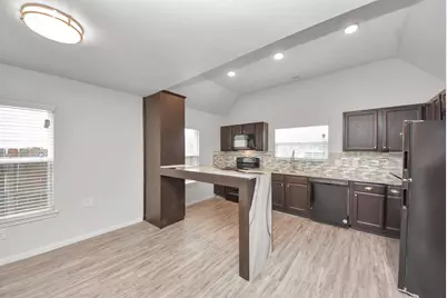 16692 E Ivanhoe Street, Montgomery, TX 77316 - Photo 2