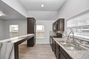 16692 E Ivanhoe St, Montgomery, TX 77316 - Photo 26
