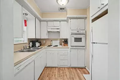 2804 Arlington Street #B, Houston, TX 77008 - Photo 4