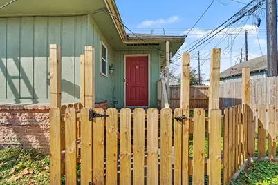 2804 Arlington Street #B, Houston, TX 77008 - Photo 1