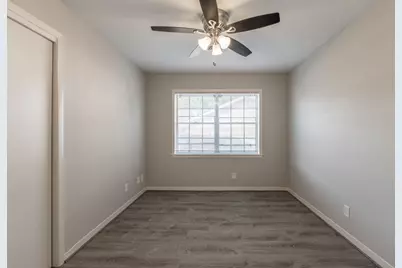 802 Spinn Street, Brenham, TX 77833 - Photo 20