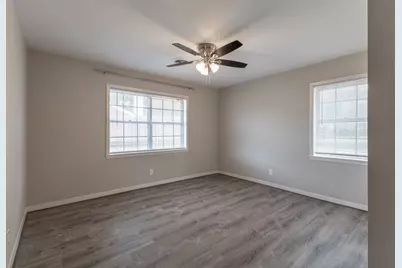 802 Spinn Street, Brenham, TX 77833 - Photo 14