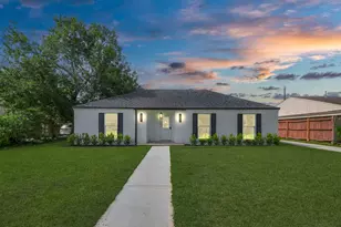 6249 Locke Ln, Houston, TX 77057 - Photo 2