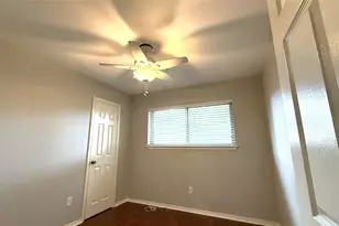 6007 Dryad Dr, Houston, TX 77035 - Photo 14