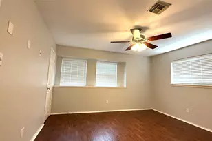 6007 Dryad Dr, Houston, TX 77035 - Photo 12