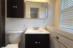 6007 Dryad Dr, Houston, TX 77035 - Photo 10