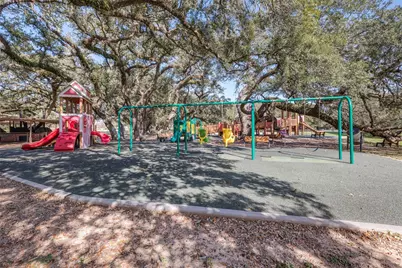1017 Live Oak Avenue, Bay City, TX 77414 - Photo 30