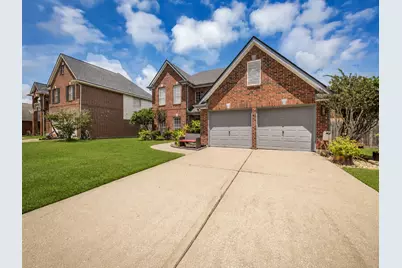 5107 Brett Drive, Pearland, TX 77584 - Photo 2
